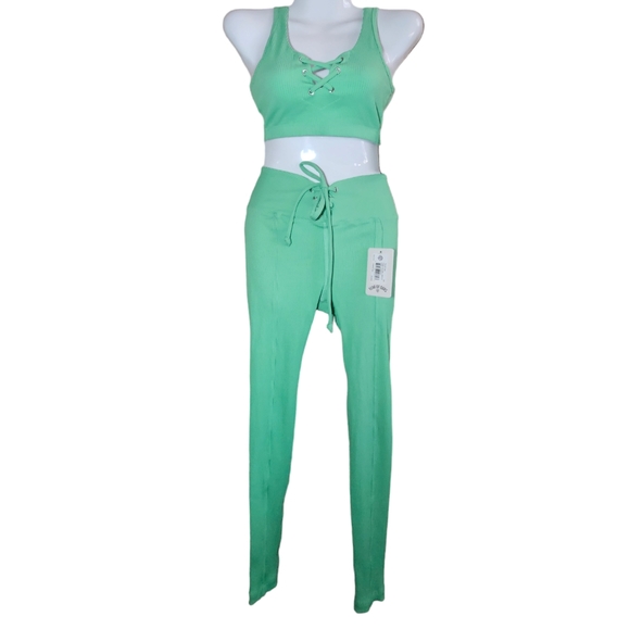 Year Of Ours Ribbed Football Leggings W/ Matching  Ribbed Football Bra In Green  - Picture 7 of 14